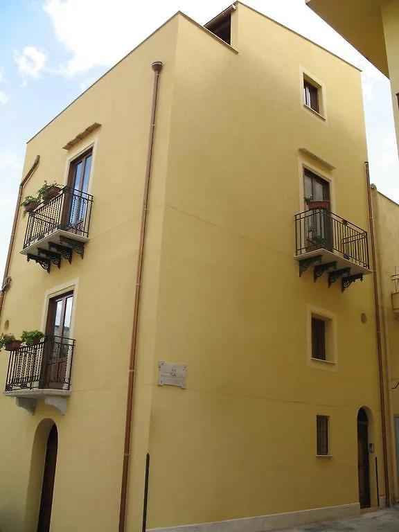 Hotel Nonna Giò House Castellammare del Golfo 0*,